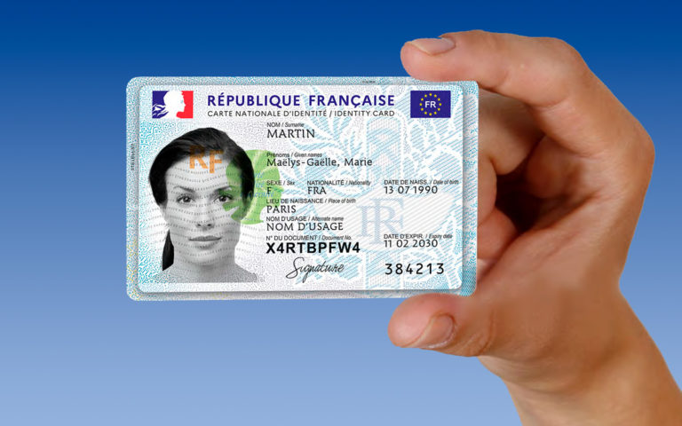 CNI et passeport : anticipez vos demandes !